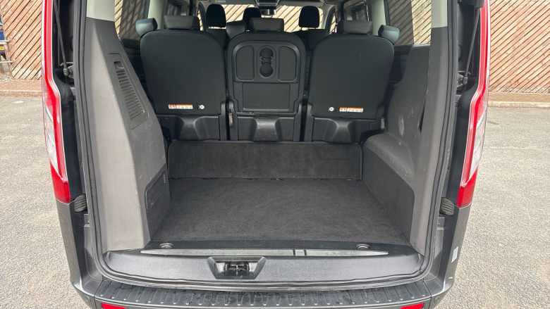 Ford Tourneo Custom Transit Custom Tourneo L2 Diesel Fwd 2.0 EcoBlue Hybrid 130ps L/R 8 Seater Titanium